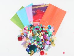 Formpailletten und Schnipselpapier